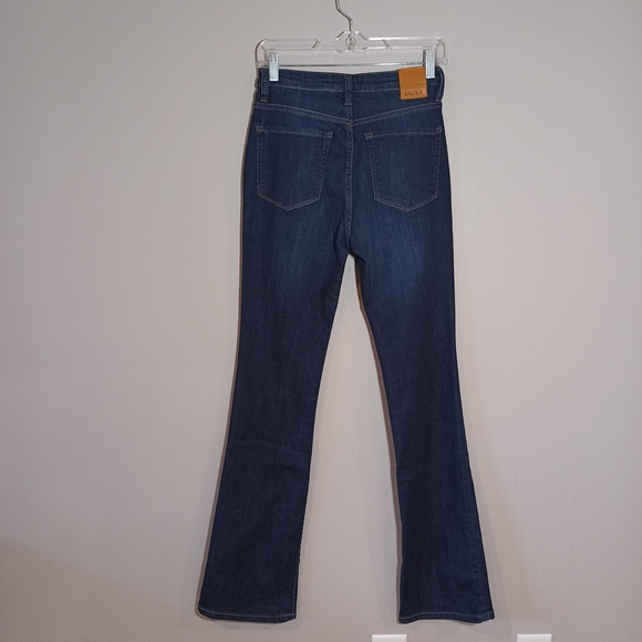 DU/ER Performance High Rise Bootcut Jeans - Picture 4 of 11